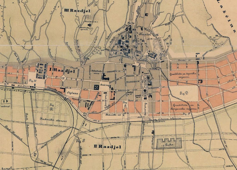 Tiho je nestala zgrada starog vodovoda …