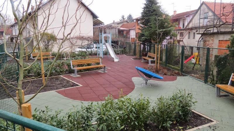 Starobrodska ulica: Kako iz Ničega napraviti Nešto