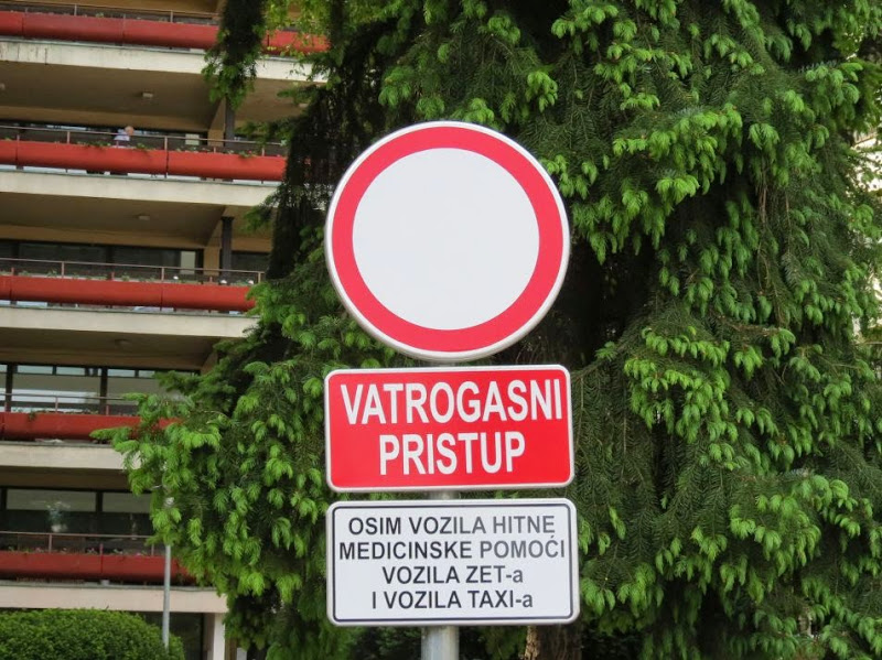 U slučaju požara zovite taxi!