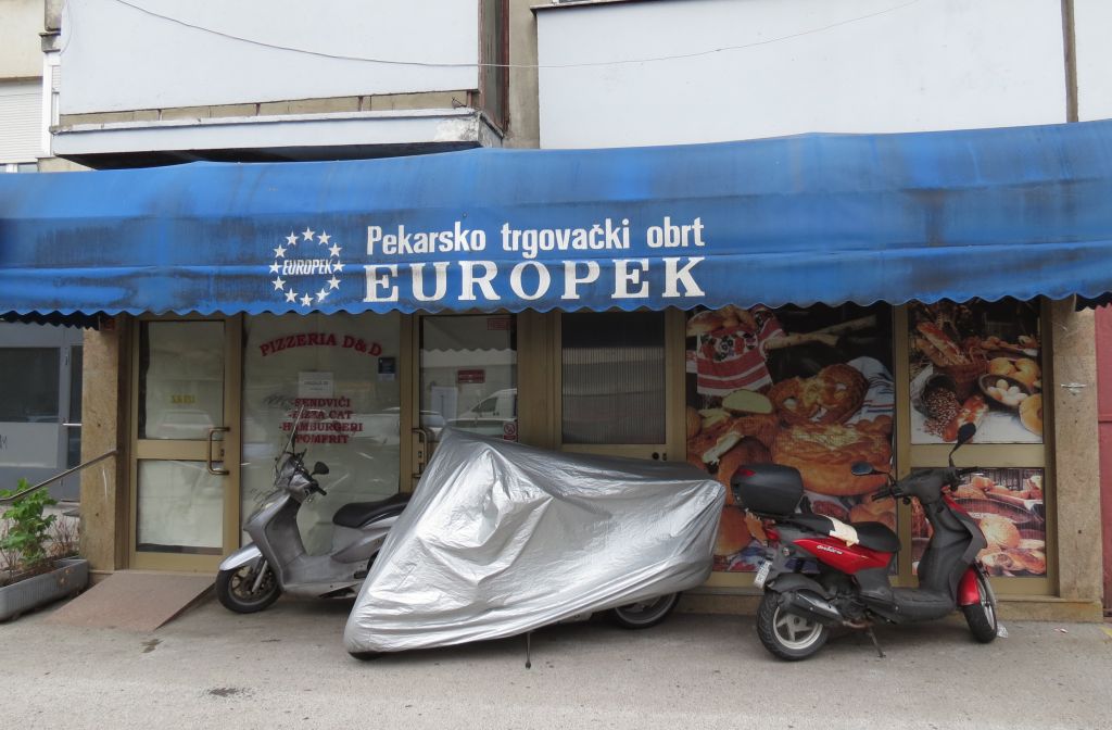 Pekarsko trgovačko parkirališni obrt