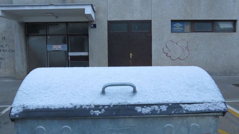 Snijeg u gradu: Dijelovi prvi i drugi